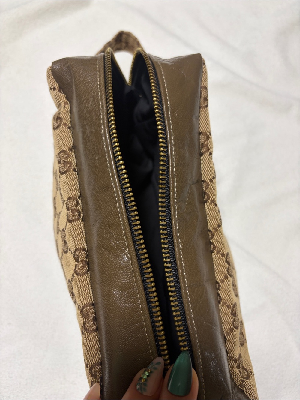 Brown  Toiletry Bag